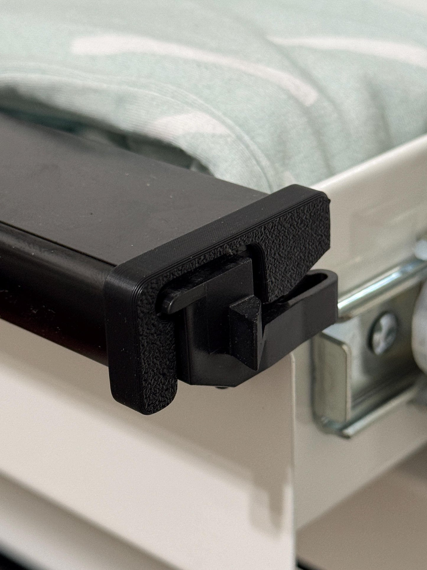 Series 3 Roller Cabinet